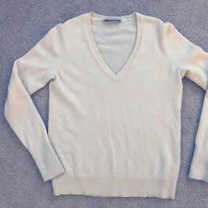 White Cashmere Everlane V Neck Sweater